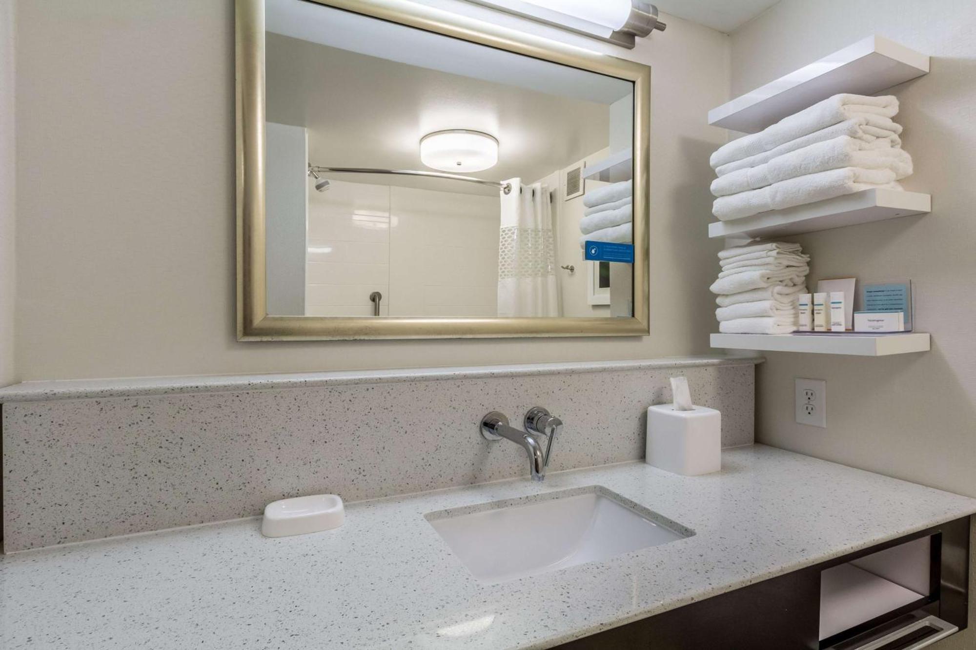 Hampton Inn Jackson Pearl Intrntl Airport Ngoại thất bức ảnh